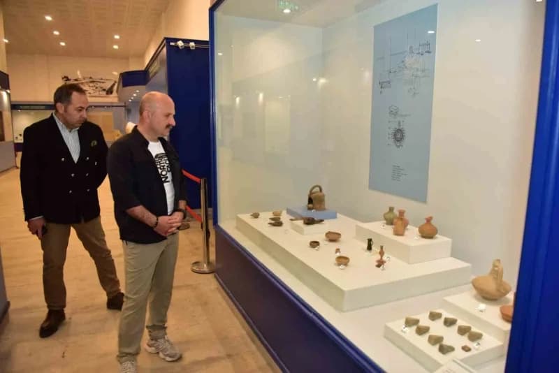 Aydın Valisi Dr. Osman Varol, Priene ve Milet antik kentlerinde yürütülen arkeolojik çalışmaları yerinde inceliyor