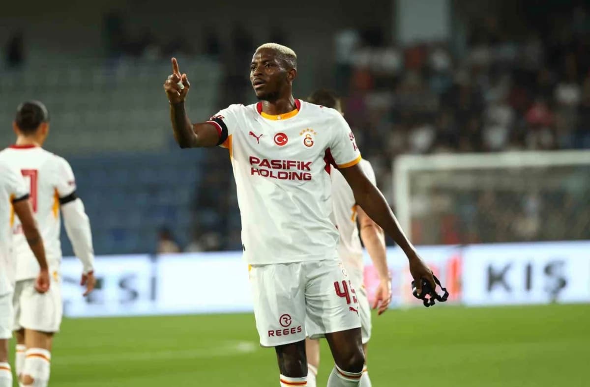 Victor Osimhen Nijerya kadrosundan sakatlık nedeniyle çıkarıldı