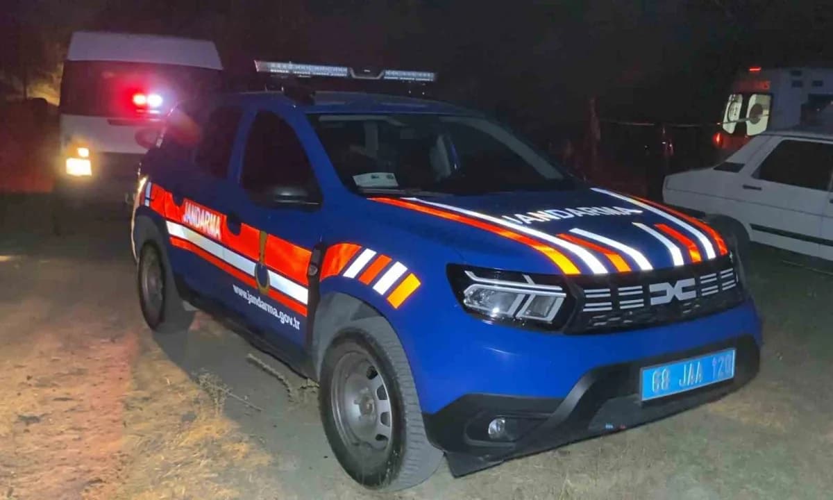 Aksaray'da düğünde havaya ateş açılması sonucu yorgun mermiyle yaralanan kadın ve tutuklanan kişiler