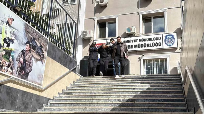Gaziosmanpaşa’da düzenlenen operasyonda yakalanan 30 yıl hapis cezası bulunan şüphelinin polis ekipleri tarafından gözal