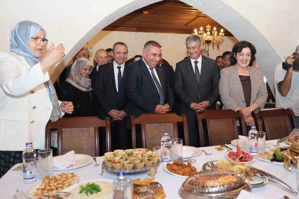 Adana’da tarihi Selamlık yapısında açılan Selamlık Sofra Mirası Evi binası