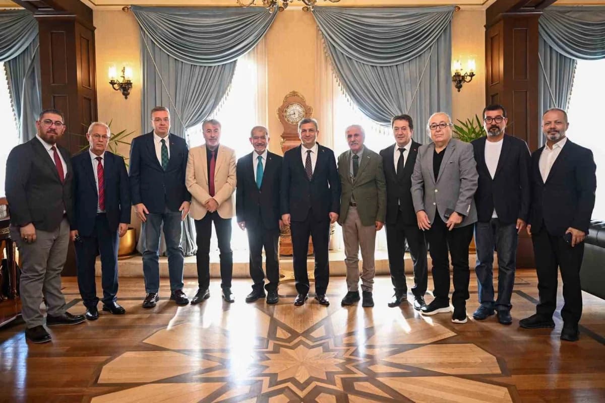 Anadolu Turizm Gazetecileri Derneği kurucuları Antalya’da bir arada