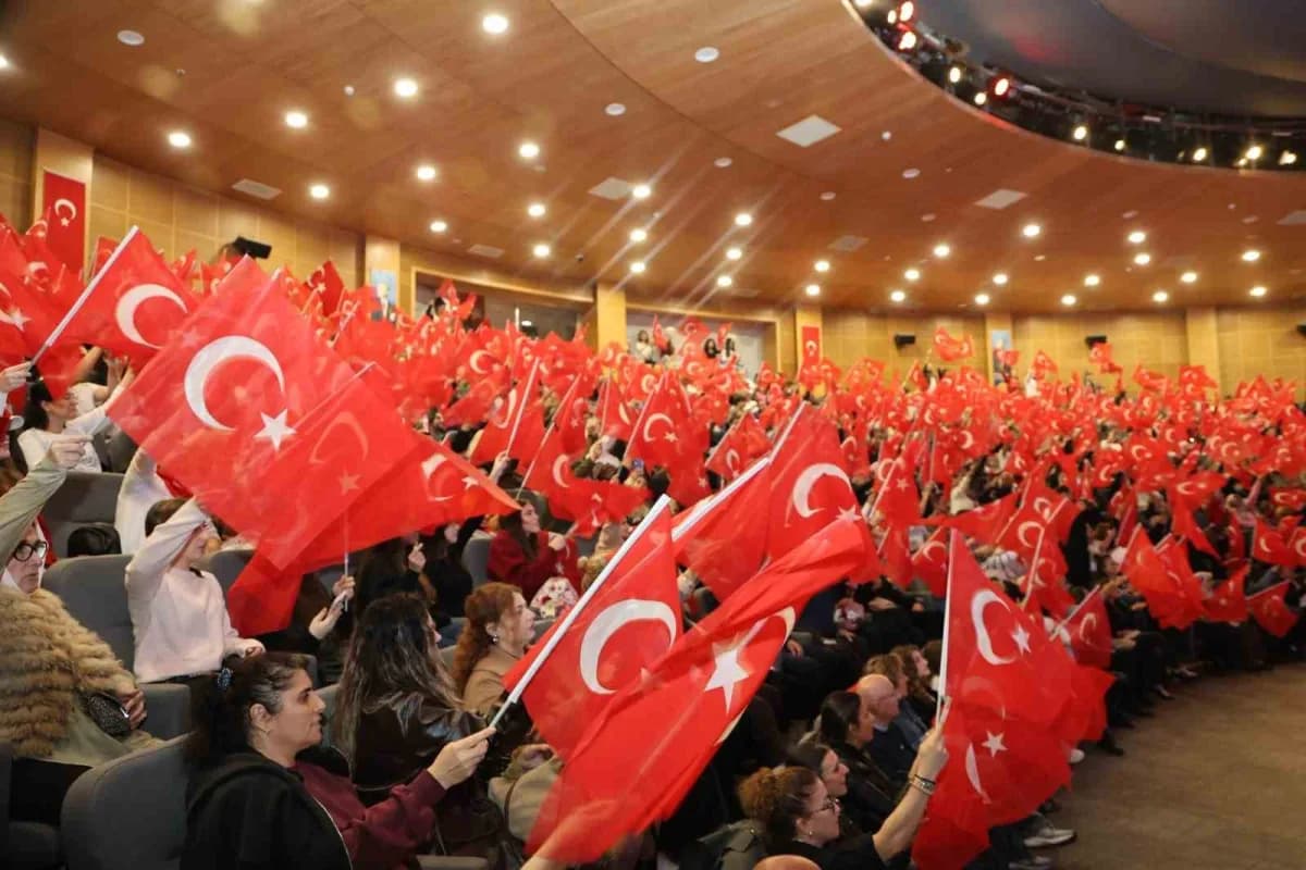 Atakum’da Cumhuriyet Bayramı kutlamalarında yürüyüş, konser ve sergi etkinlikleri