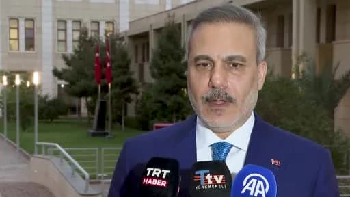 Bakan Fidan: "Irak’ta belli silahlı grupların silahsızlandırılmasına yönelik atılan adımları değerlendirdik"