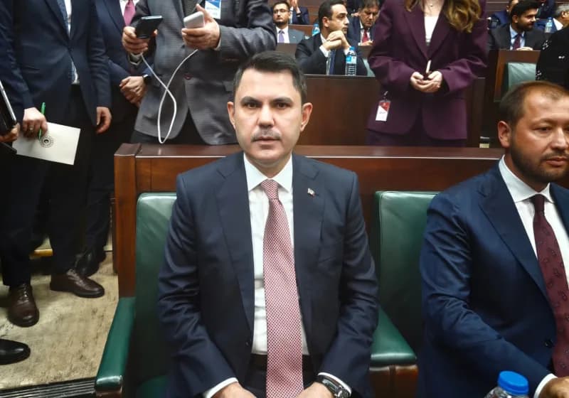 Bakan Kurum: "Özgür Bey göz göre göre yalan söylüyor, iftira siyaseti yapıyor"
