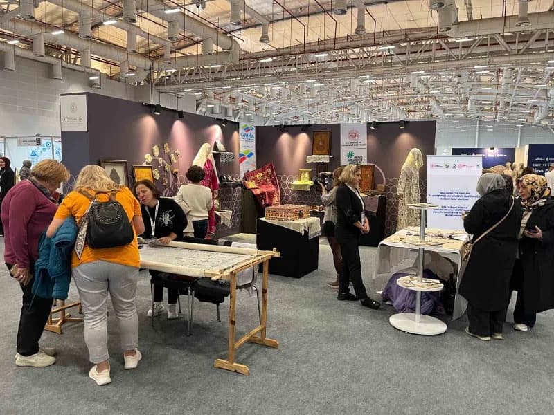 Balıkesir’in geleneksel el sanatları ürünleri Craftİstanbul El Sanatları Fuarı’nda sergileniyor