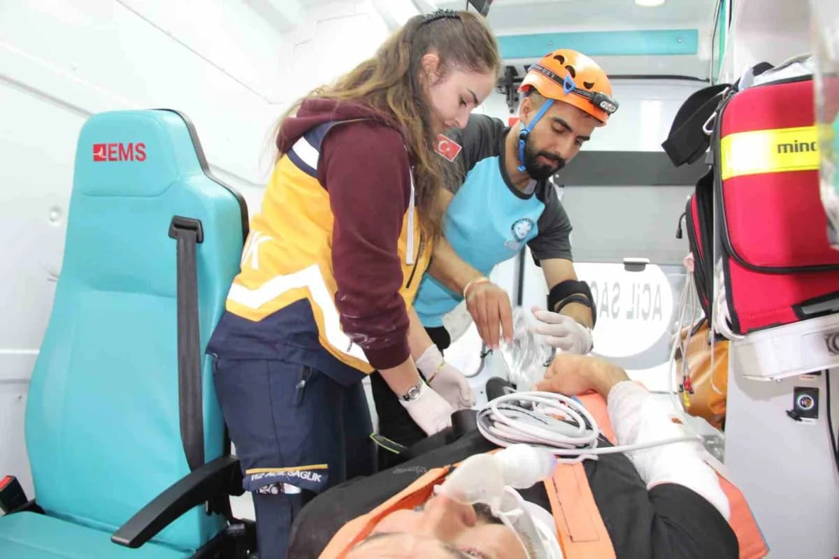 Bingöl UMKE Lojistik Merkezi’nde düzenlenen deprem tatbikatından görüntüler