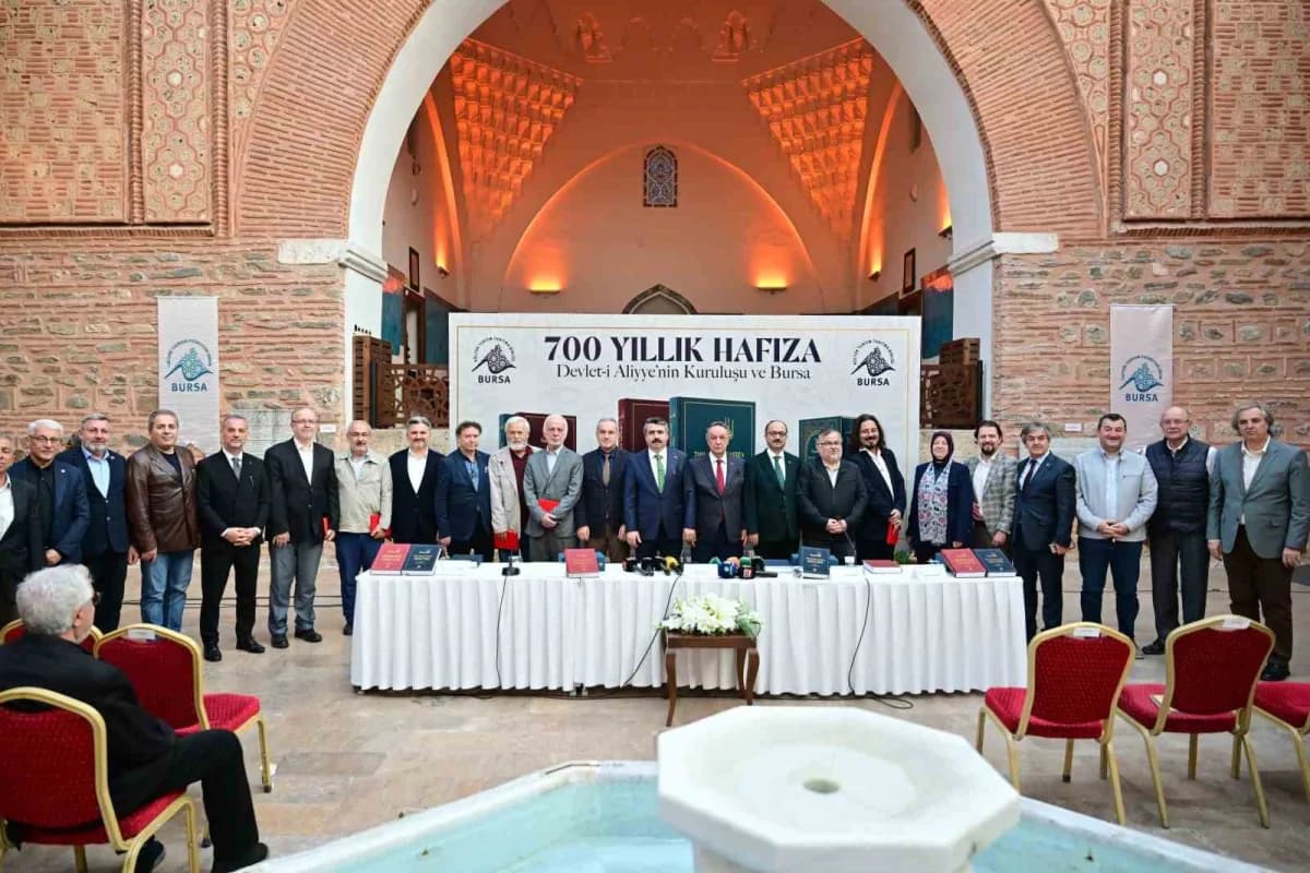 Bursa Kültür Turizm ve Tanıtma Birliği tarafından hazırlanan 700 Yıllık Hafıza kitabının tanıtım pro