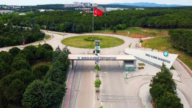 Bursa Uludağ Üniversitesi akademisyenleri uluslararası etki listesinde başarılarını kutluyor