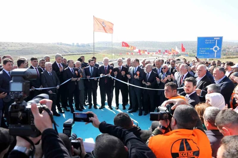 Çankırı Kurşunlu-Korgun kara yolunun açılış töreninden görüntü