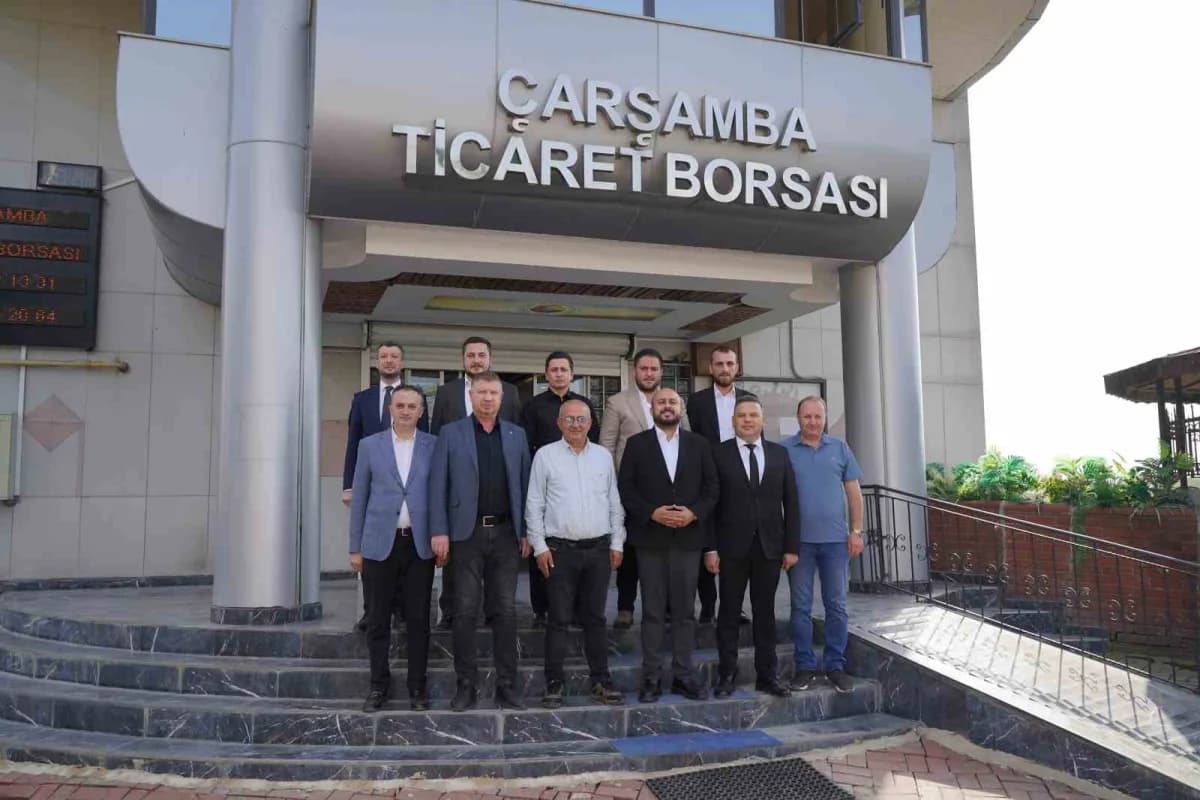 Çarşamba İlçe Tarım ve Orman Müdür Vekili ile Ticaret Borsası yönetim kurulu üyelerinin toplantı anı
