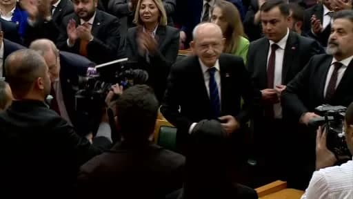 CHP Genel Başkanı Kemal Kılıçdaroğlu TBMM Grup Toplantısında konuşuyor