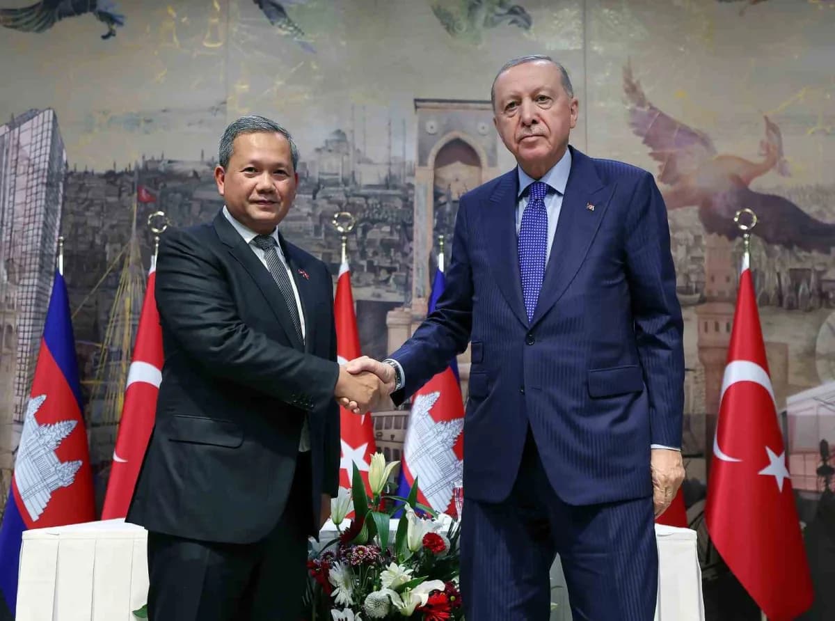 Cumhurbaşkanı Erdoğan: "Kamboçya ile ticaretimizi 1 milyar dolara çıkarmak için çabalarımız devam ediyor"
