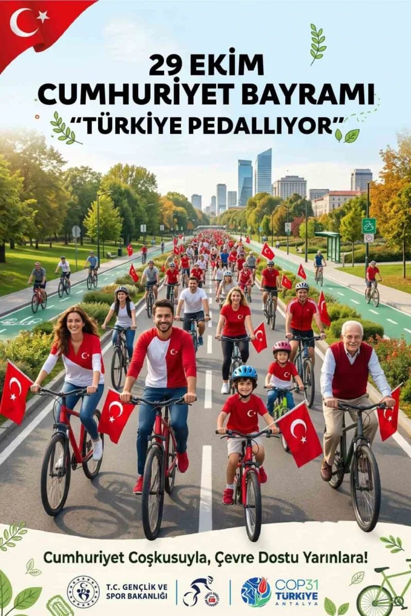 Cumhuriyetin 103. yılında 81 ilde iklim farkındalığı için düzenlenen Türkiye Pedallıyor bisiklet