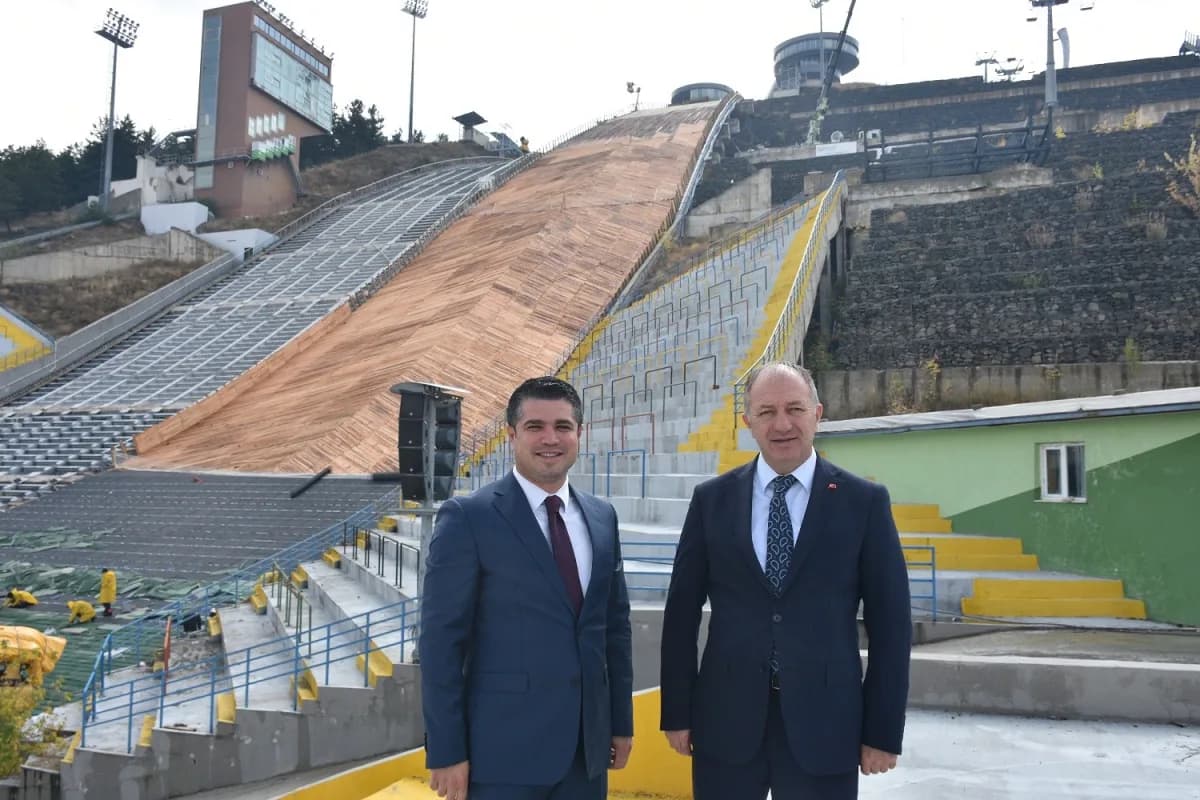 Erzurum Gençlik ve Spor İl Müdürlüğü spor tesislerinde devam eden inşaat ve bakım çalışmaları
