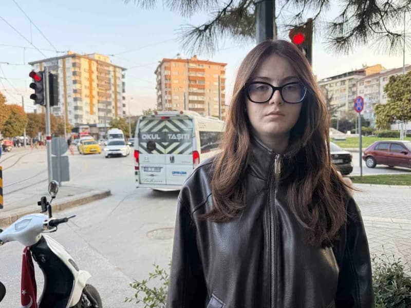 Eskişehir'de yolda yürürken saldırıya uğrayan üniversite öğrencisi Hiranur Dereli