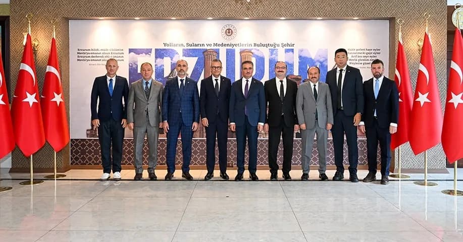 Erzurum Teknik Üniversitesi’nde 2029 Dünya Üniversiteler Kış Oyunları hazırlıkları için FISU heyeti ile toplantı