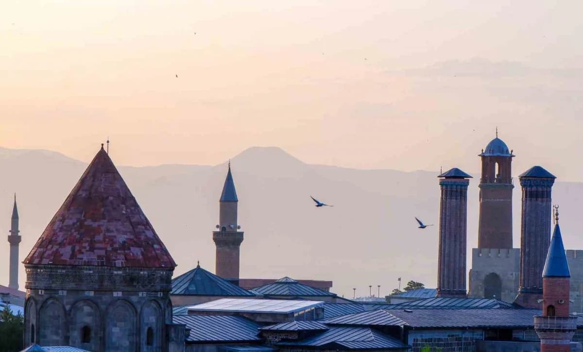 Erzurum’da Osmanlı dönemine ait ticaret ve Fransız tüccarların izlerini gösteren tarihi belge