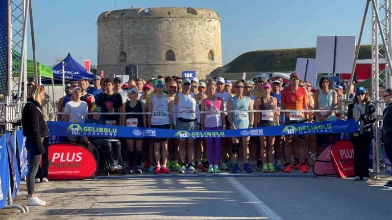 Tarihi Gelibolu Yarımadası’nda düzenlenen 11. Gelibolu Maratonu için sporcular hazırlık yapıyor