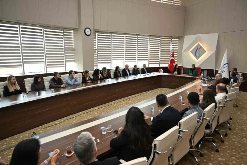 Manisa Celal Bayar Üniversitesi ve Manisa Organize Sanayi Bölgesi iş birliğiyle yeşil dönüşüm uygula