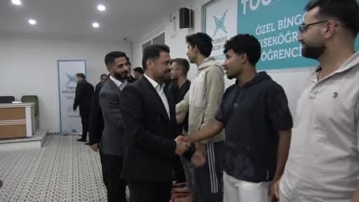 Gençlerle bir araya gelen AK Parti İl Başkanı Yılmaz Seven: "Bizim geleceğimiz sizlersiniz"