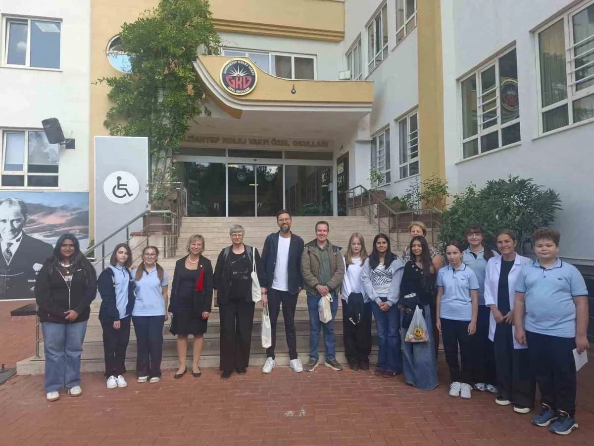 GKV Özel Okulları kampüsünde Almanya HPC International School heyeti ve öğrencileri ile yapılan uluslararası eğitim bulu