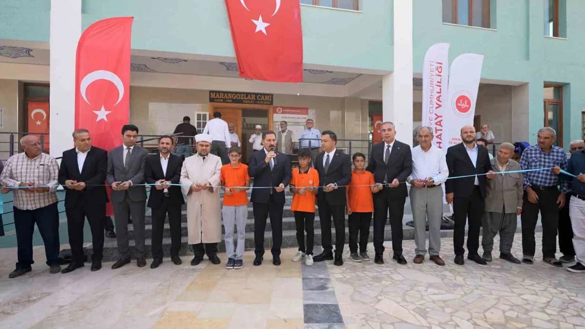 Hatay Kırıkhan’da deprem sonrası inşa edilen Marangozlar Camii’nin ibadete açılış töreni