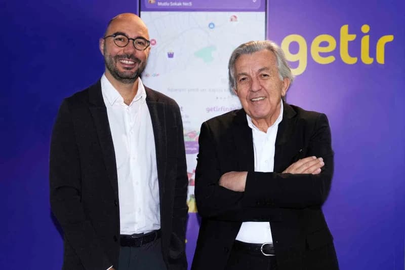 Her iki kişiden biri online market veya hızlı teslimat kullanıyor