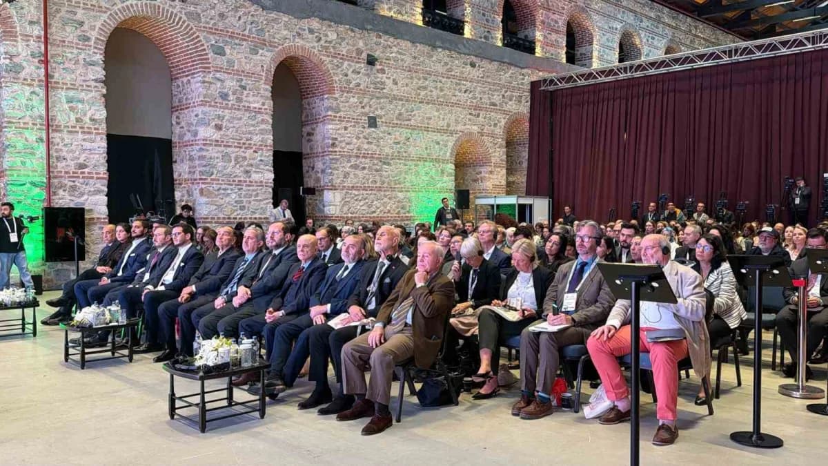 İstanbul Science Summit 2026 çocukların sağlıklı gelişimi için bilim insanlarını buluşturdu