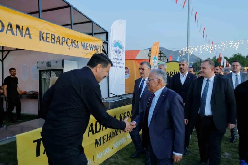Kayseri Büyükşehir Belediye Başkanı Memduh Büyükkılıç 4’üncü Kayseri Gastronomi Günleri hazırlıkları