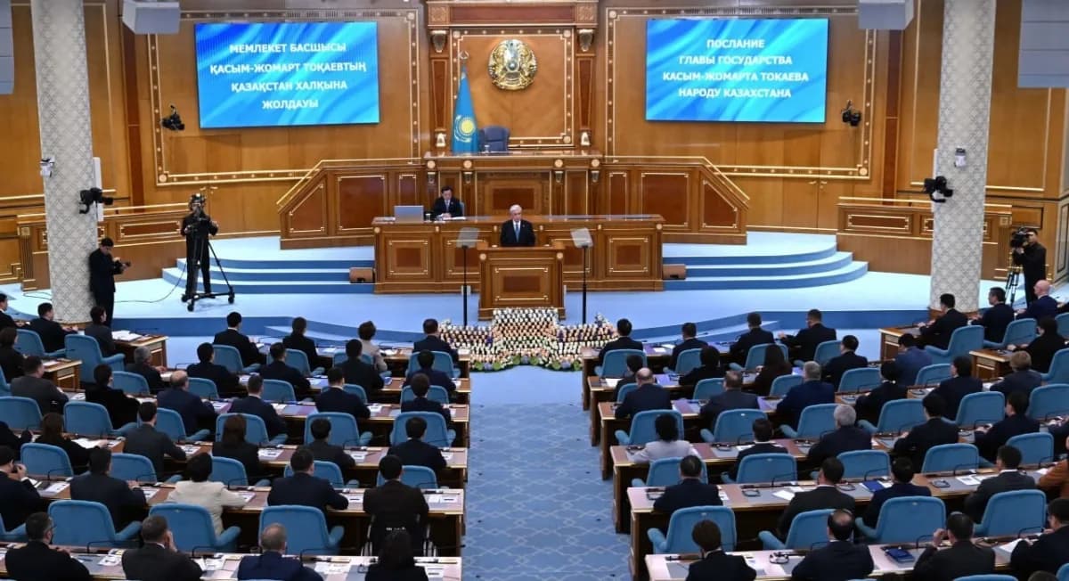 Kazakistan Cumhurbaşkanı Kasım Cömert Tokayev nükleer enerji santrali hakkında konuşuyor