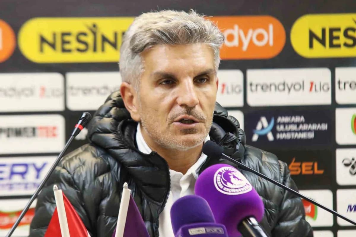 Kenan Koçak basın toplantısında Ankara Keçiörengücü maçını değerlendiriyor