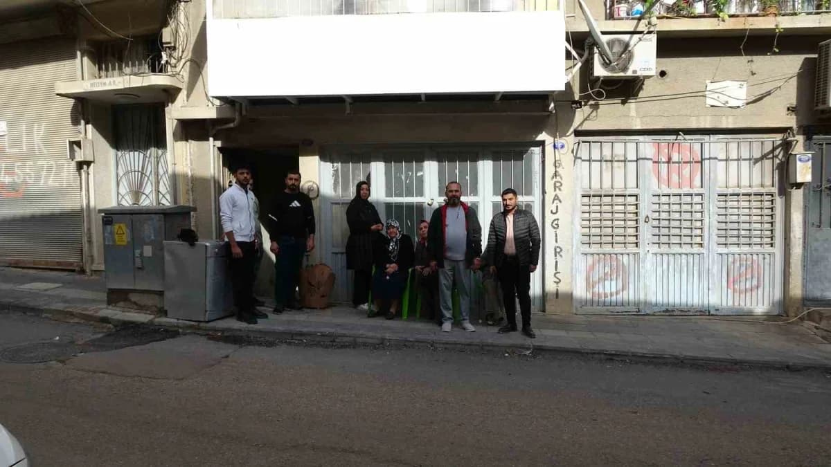 Kilis’te tedirgin eden bina: Kolonlar su altında, oturanlar endişeli