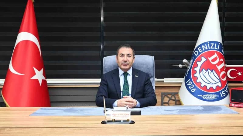 Denizli Ticaret Odası Başkanı Uğur Erdoğan basın açıklaması yaparken