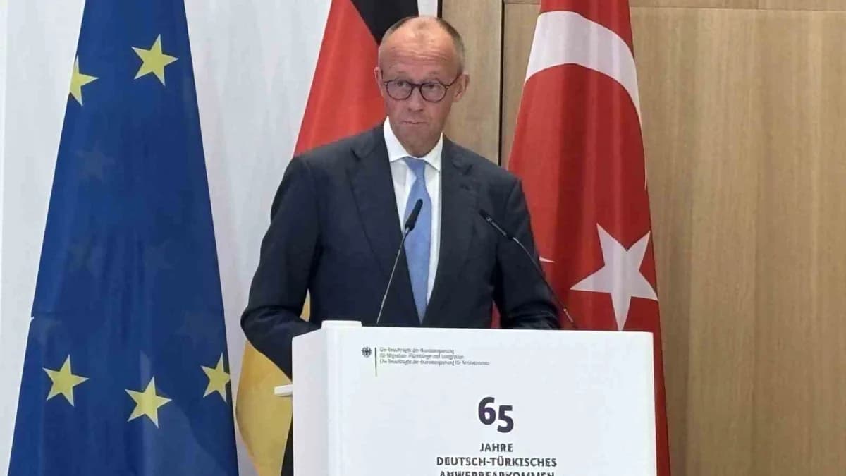 Merz: "Türkler, olağanüstü çalışkanlıklarıyla bugün içinde bulunduğumuz refahın altyapısını oluşturd