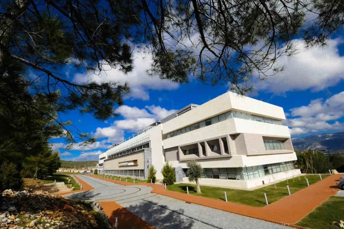 Muğla Sıtkı Koçman Üniversitesi akademisyenleri bilim insanları listesinde başarı elde etti