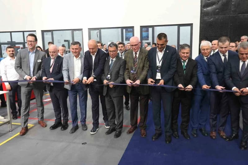 Neapco Türkiye Eskişehir Organize Sanayi Bölgesi’nde yeni açılan otomotiv parça üretim tesisi