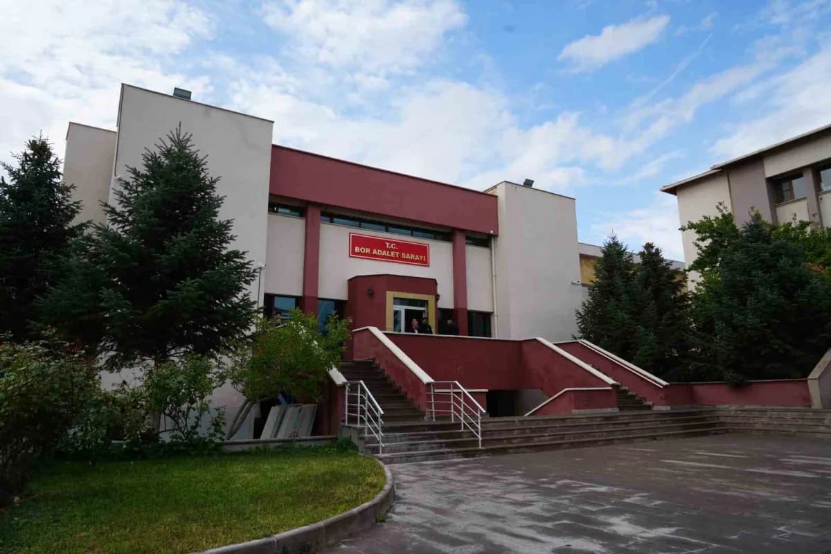 Niğde Bor’da çocuk işçi Abdurrahman Özkul’un ölümüne ilişkin dava duruşmasından görüntü