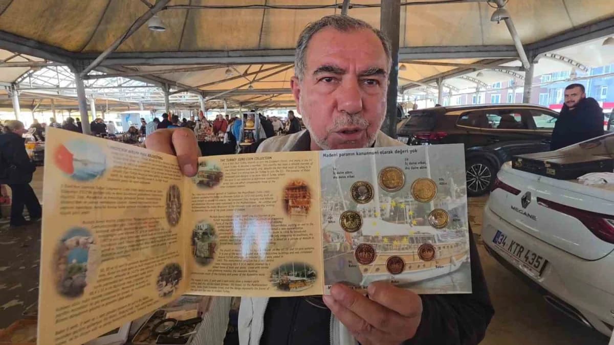 Kütahya antika pazarında sergilenen 54 yıllık para koleksiyonu