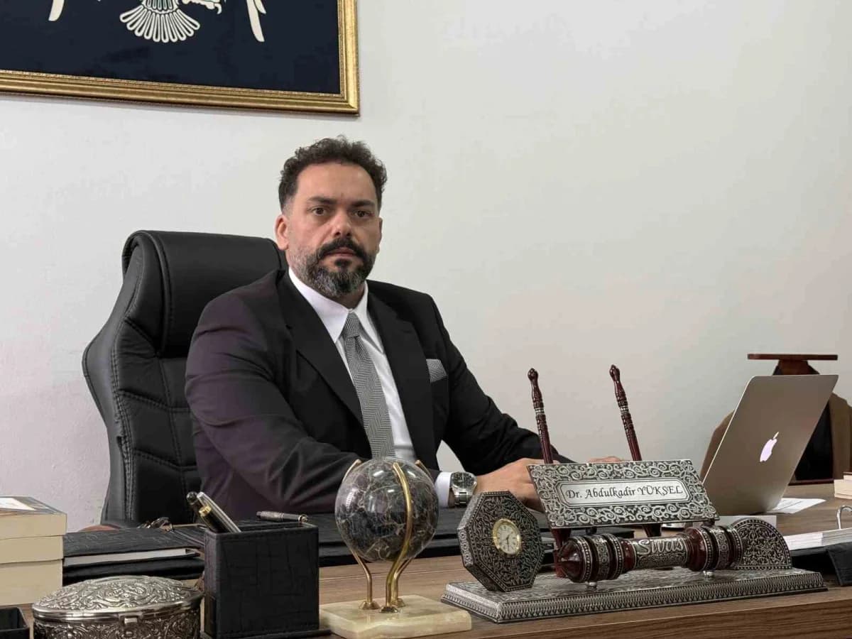 Sosyal politika uzmanı yapay zekanın tehdit ettiği meslekleri sıraladı