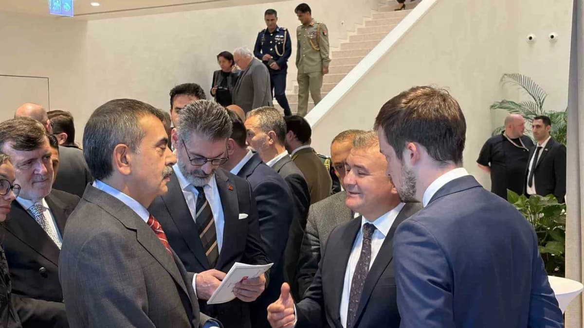 Milli Eğitim Bakanı Yusuf Tekin Macaristan Milli Günü resepsiyonunda konuşma yapıyor