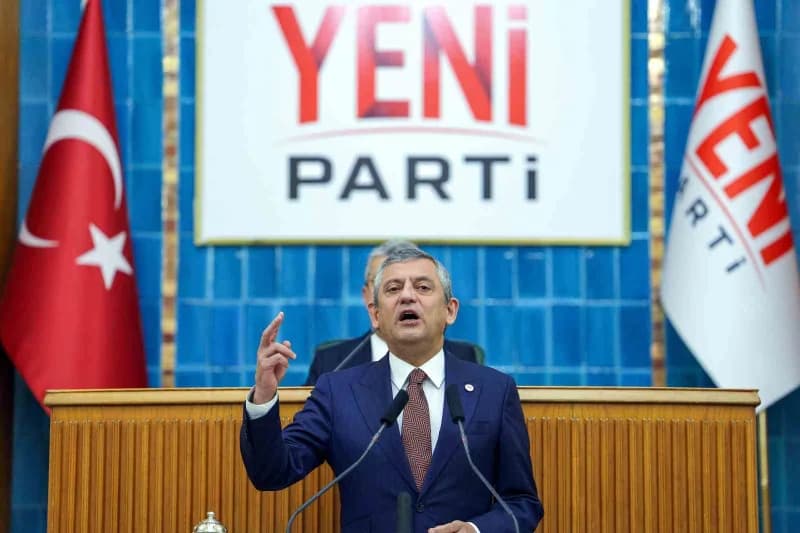 YENİ Parti Lideri Özel: "Yanlış tuğla ile duvar örüyorsan duvarın altında sen de kalırsın, Allah kor
