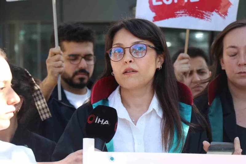 Denizli Pamukkale ilçesinde 15 yaşındaki Zahra Jahani'nin ölümüne ilişkin mahkeme duruşmasından görüntü